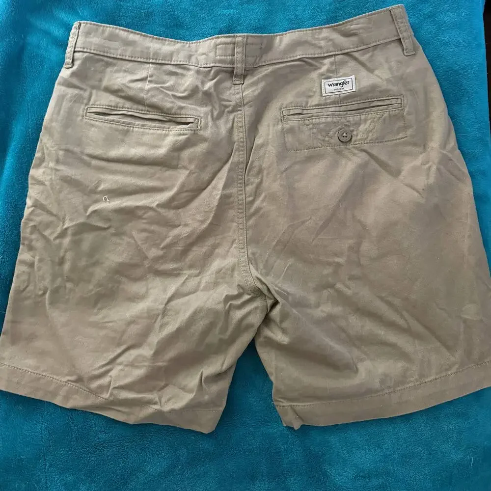 Wrangler Regular Fit Khaki Shorts